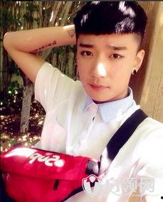 崔晋女朋友爆料视频,揭秘背后惊人真相！”